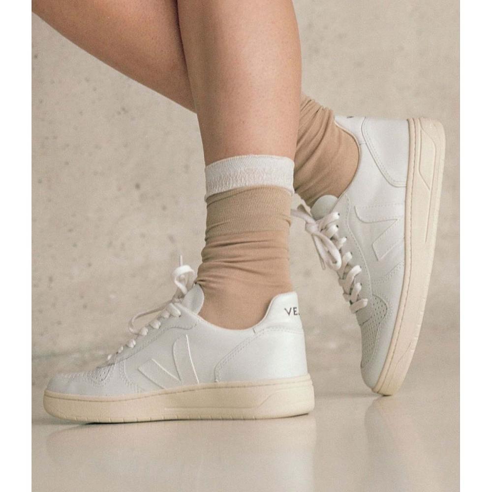 Veja V-10 LEATHER Women's Sneakers White | NZ 665BEX